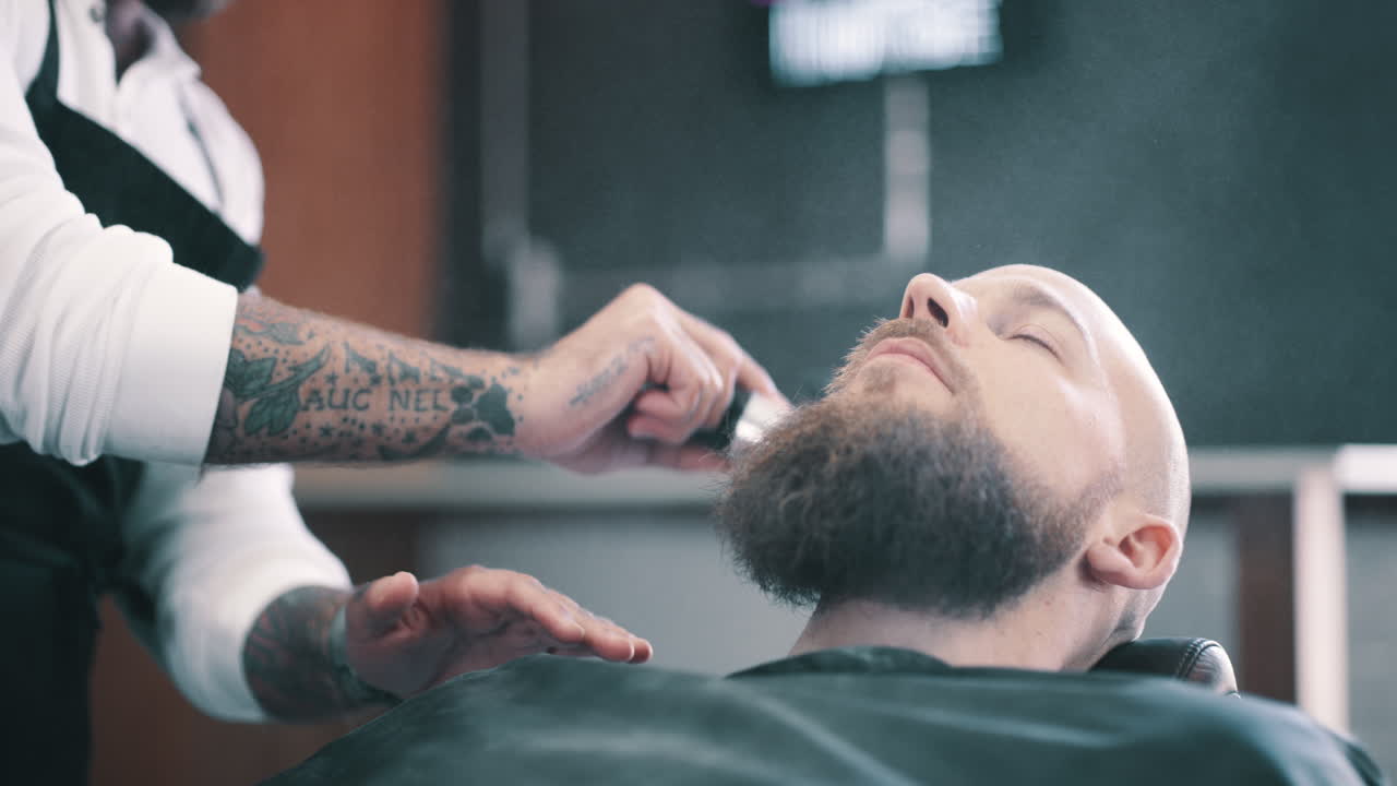 nadie tiene barba como él.