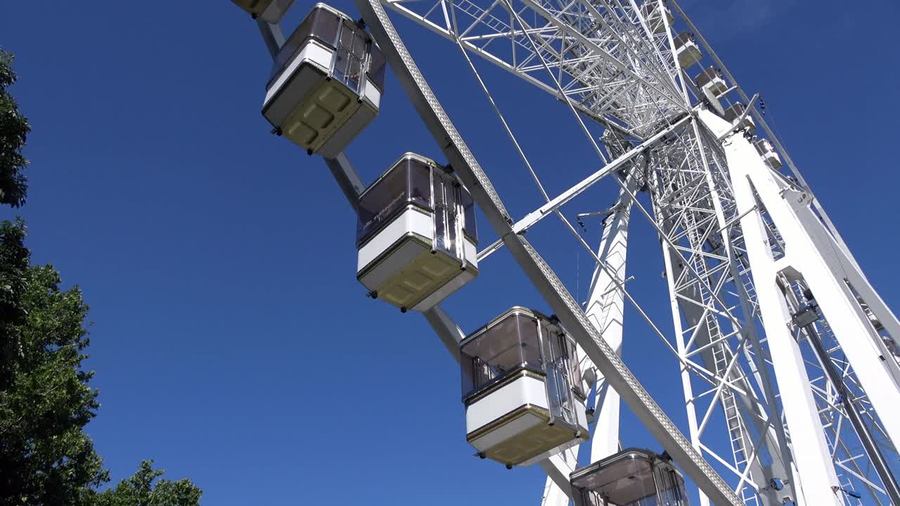 가리 부다페스트에서 회전하는 페리스  (budapest eye)