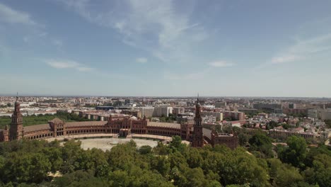 sevilla, españa, vista aérea de la plaza de españa y el paisaje urbano de sevilla