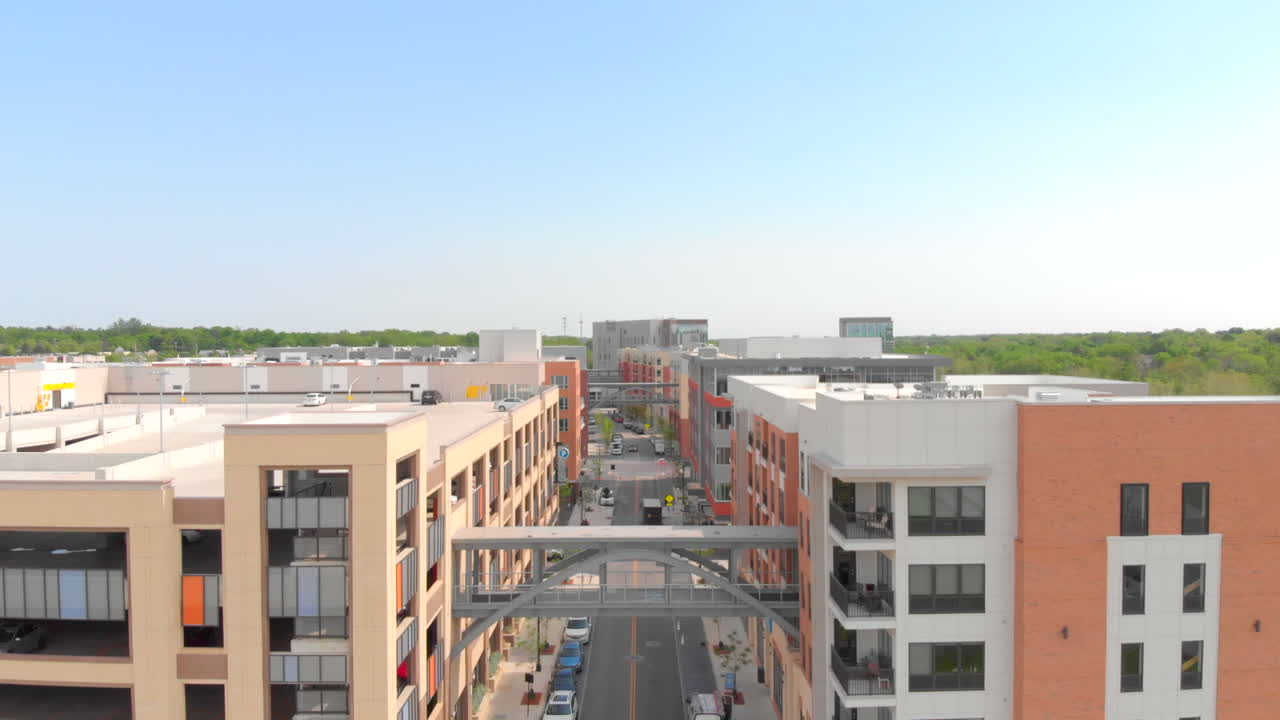 현대 커뮤니티의 4k 크랜 샷