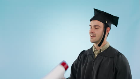 Student-speech,-graduate-man