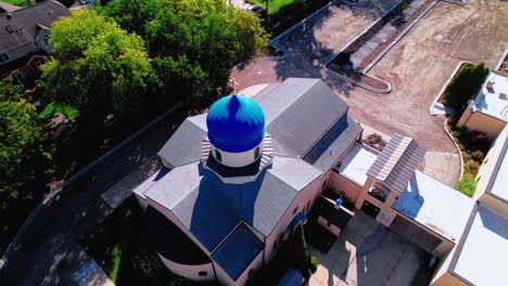 Rotating-areal-over-Holy-Virgin-Protection-Russian-Orthodox-Cathedral-from-Des-Plaines,-Illinois-USA