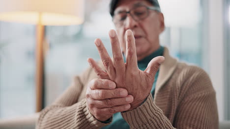 senior with arthritis