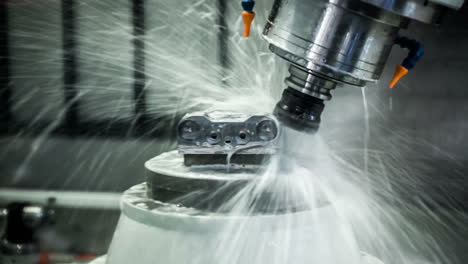 máquina de fresado cnc para el trabajo de metales.