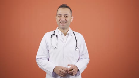 Médico-Que-Describe-La-Medicina-En-Facetime.