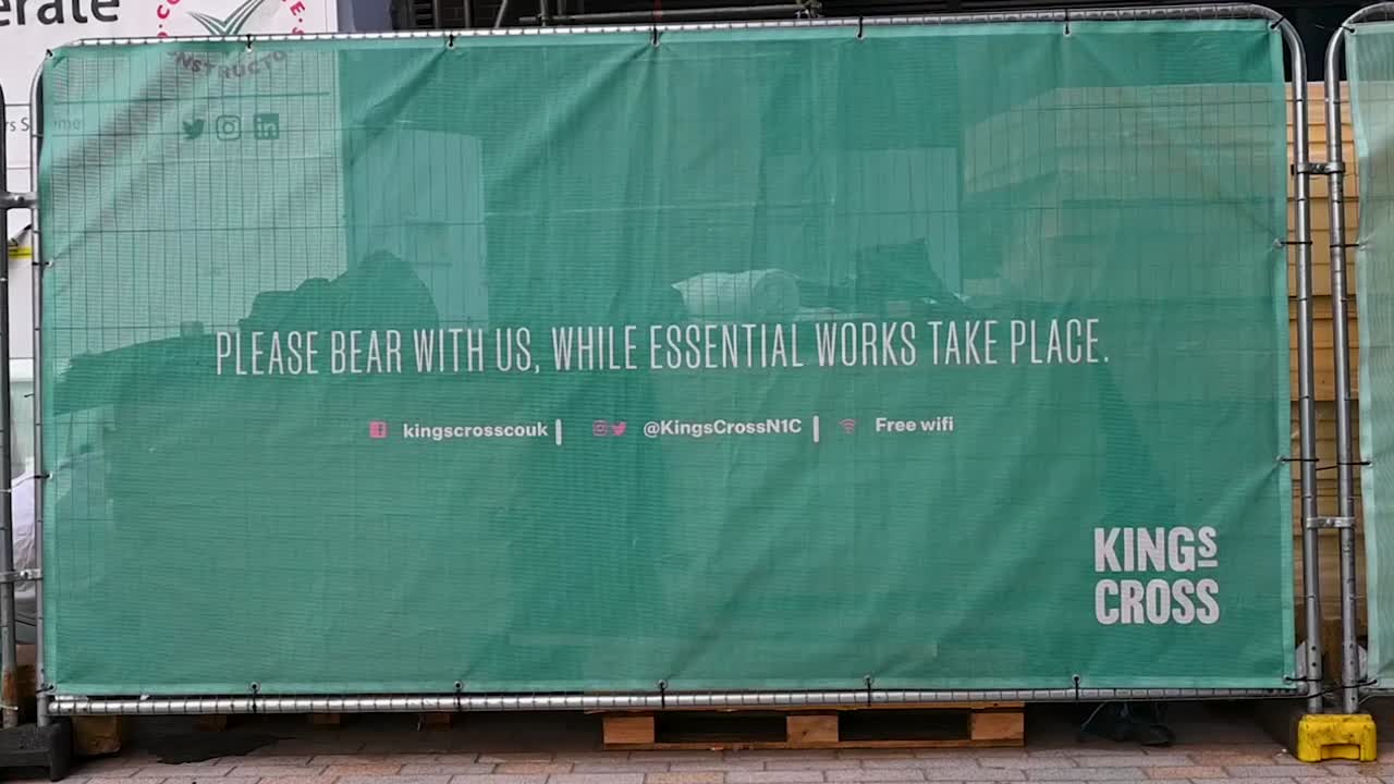 우리와 함께 참으세요, 킹스 크로스, 런던, 영국