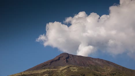 volcán stromboli 4k 02