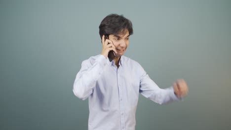 man receiving gospel on the phone.