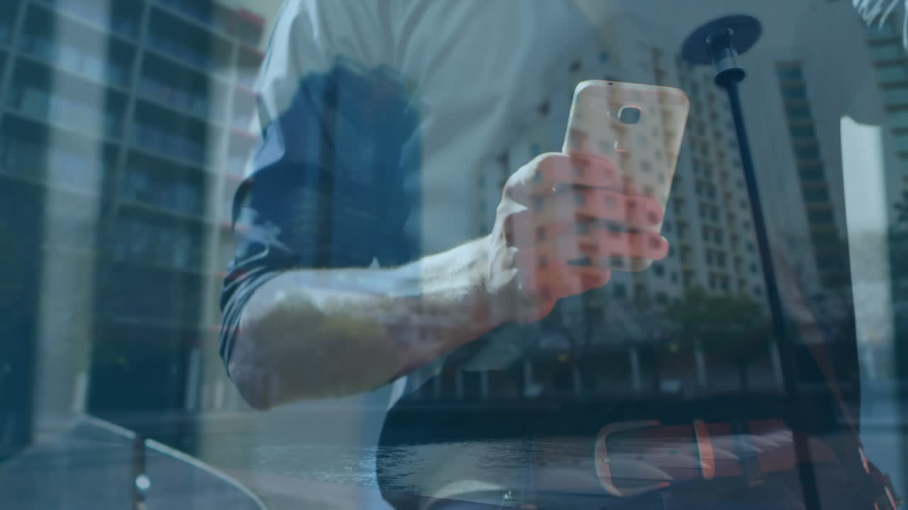 스마트 폰을 사용하는 사업가에 대한 건물의 애니메이션