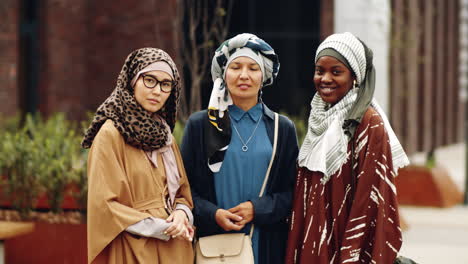 muslim women posing in park