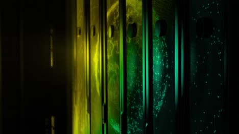 animación de formas en movimiento sobre la sala del servidor