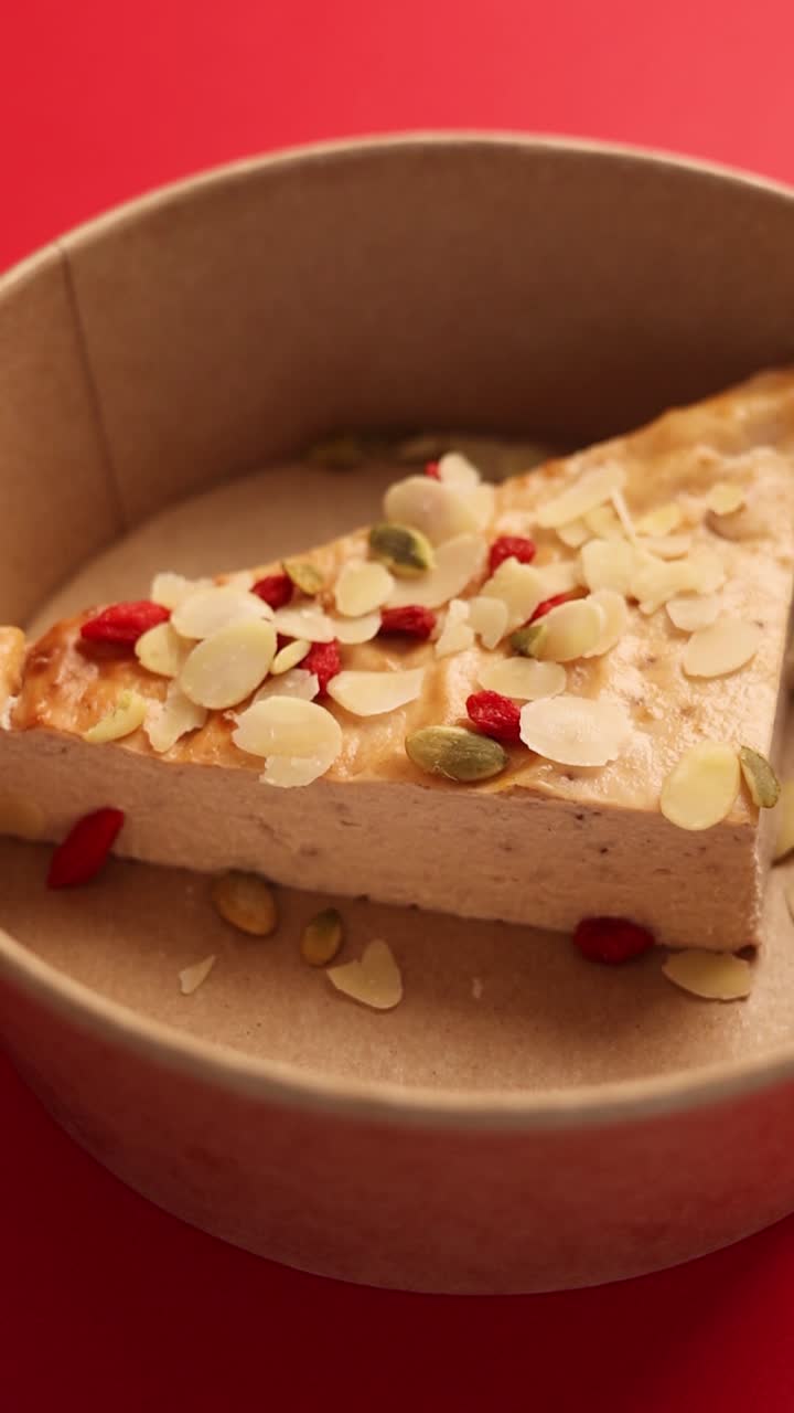 토핑이 있는 건강한 치즈케이크