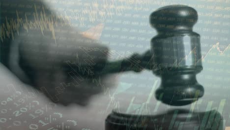 animación de las estadísticas y el procesamiento de datos financieros sobre el martillo del subastador