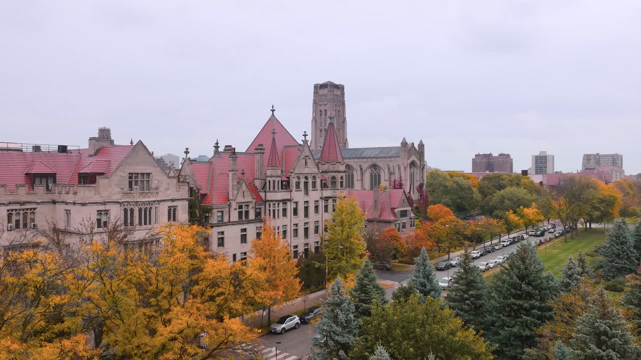 시카고 대학교의 공중 촬영, 가을 영화