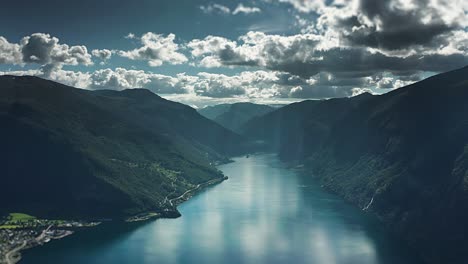 vista aerea del magnifico fiordo di aurland