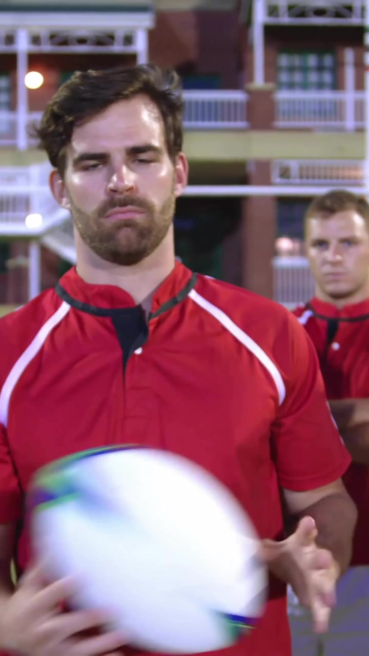 Animazione di icone ed elaborazione dati su diversi giocatori di rugby