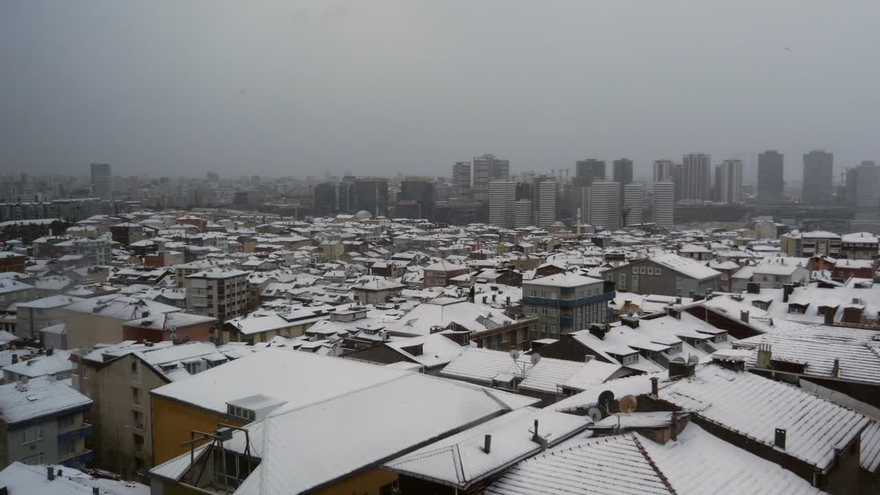 눈 인 도시 풍경