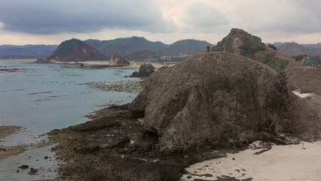 Bewölkter-Sonnenuntergang-Von-Seger-In-Der-Nähe-Von-Kuta-Lombok