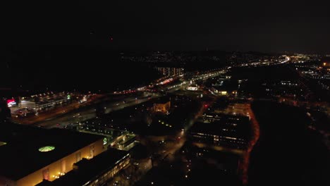 Luces-De-La-Ciudad-Partille-En-La-Noche