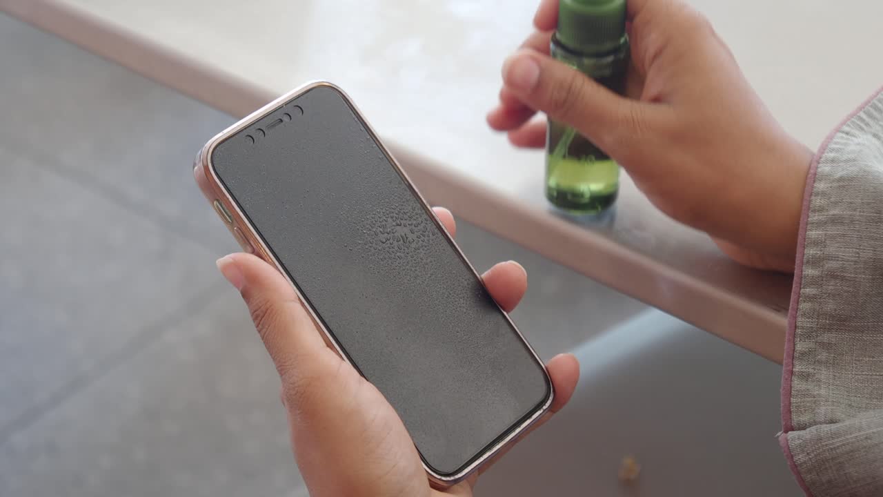 스마트폰 화면 청소