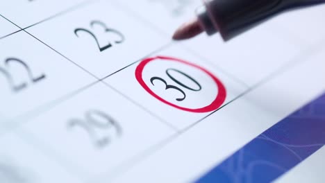 fecha de marcación 30 en el calendario
