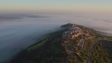 Morning-in-Monsaraz-over-the-clouds