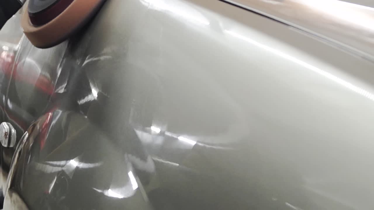 Polir um carro clássico