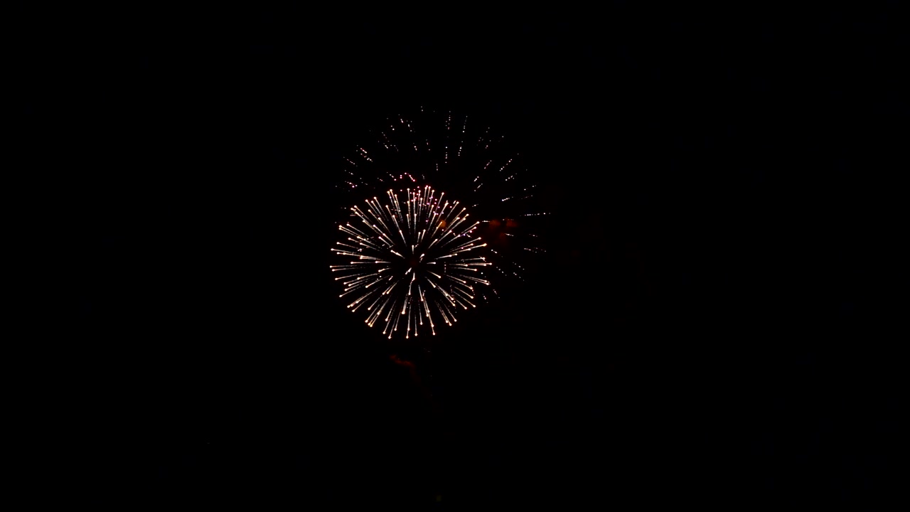 Fourth of July fireworks in slow motion Boulder, Colorado