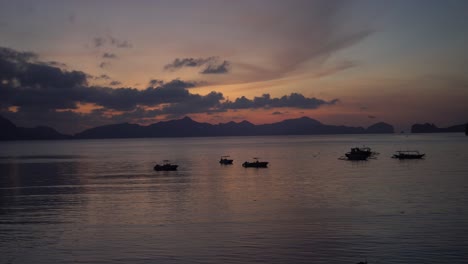 El-Nido,-Palawan,-Philippinen-–-Man-Kann-Sagen,-Es-Ist-Einer-Der-Malerischsten-Orte-Der-Welt,-Um-Sonnenuntergänge-Zu-Filmen