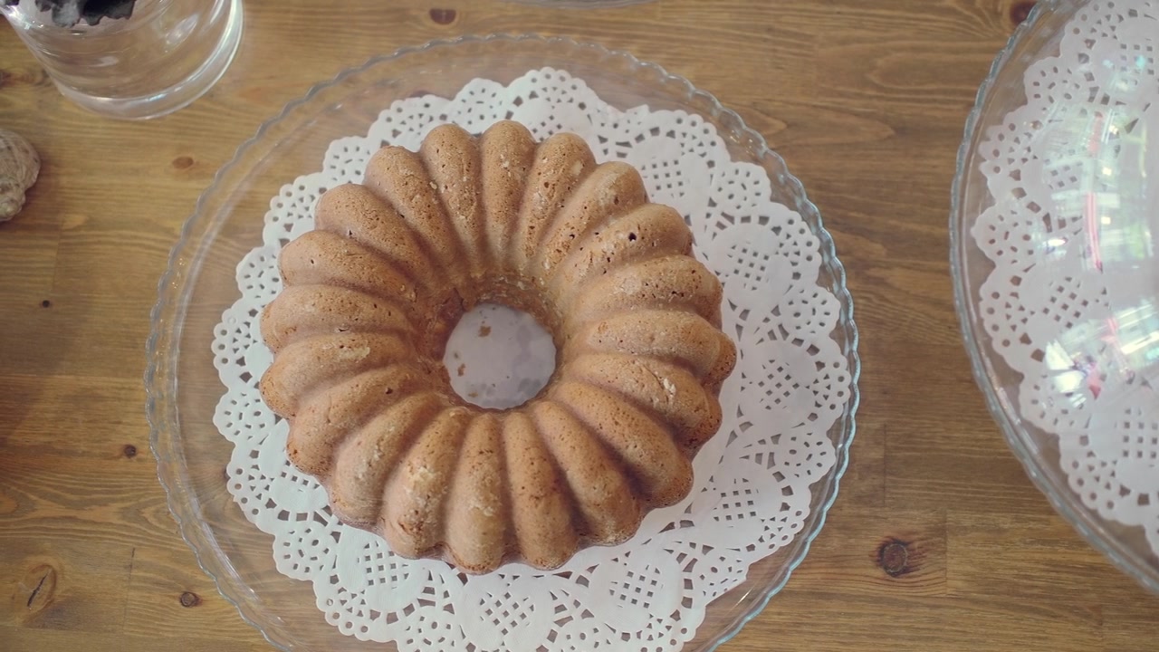 Freshly Baked Bundt Cake on a Glass Plate