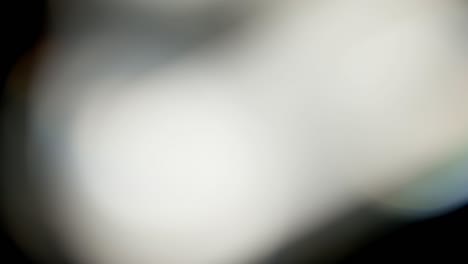 imágenes de fugas de luz multicolor sobre fondo negro, transiciones de superposiciones de fugas de destellos de lente