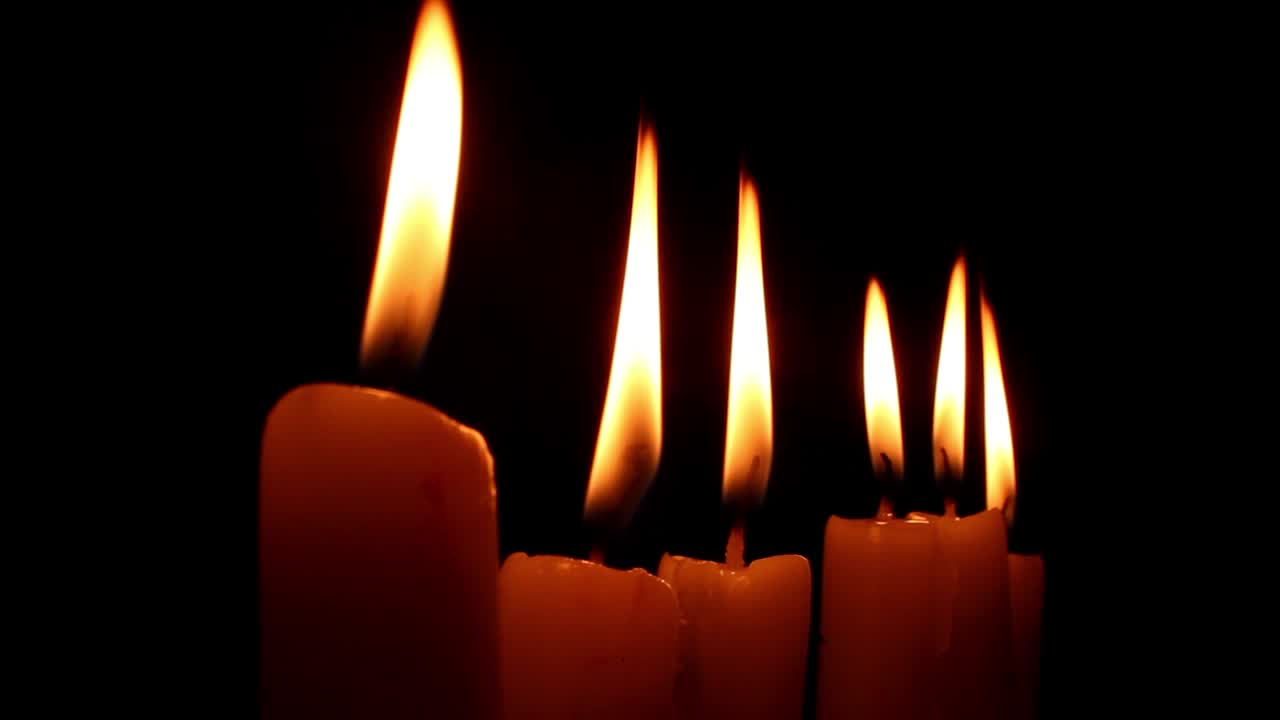 las velas encendidas 2