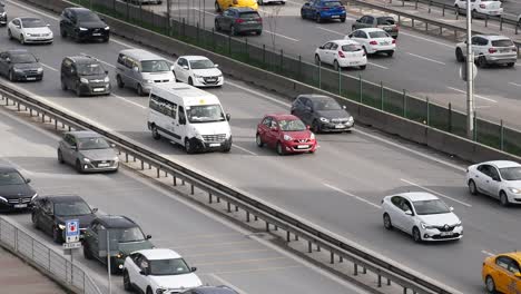 highway traffic in istanbul