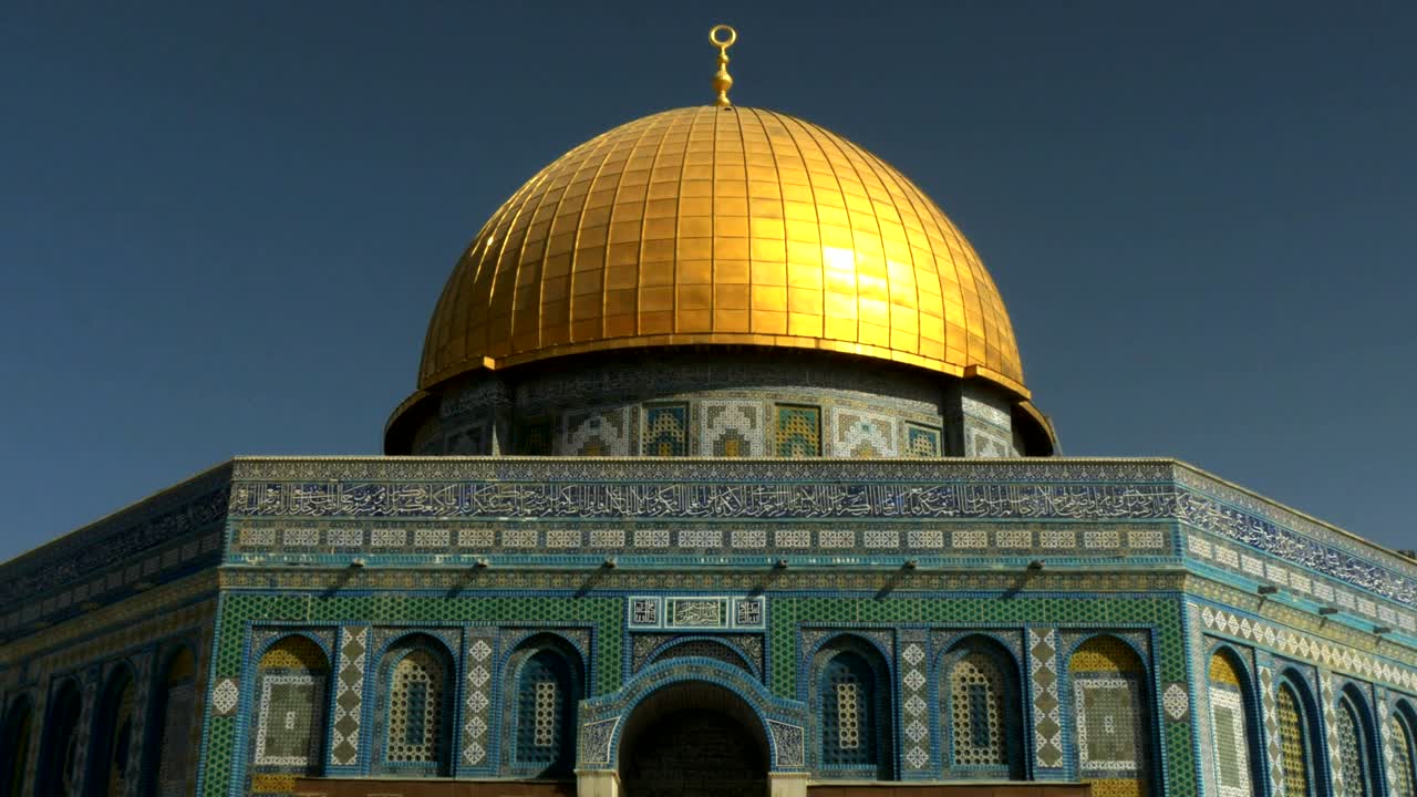 gimbal toma de la cúpula de la mezquita de la roca en jerusalén