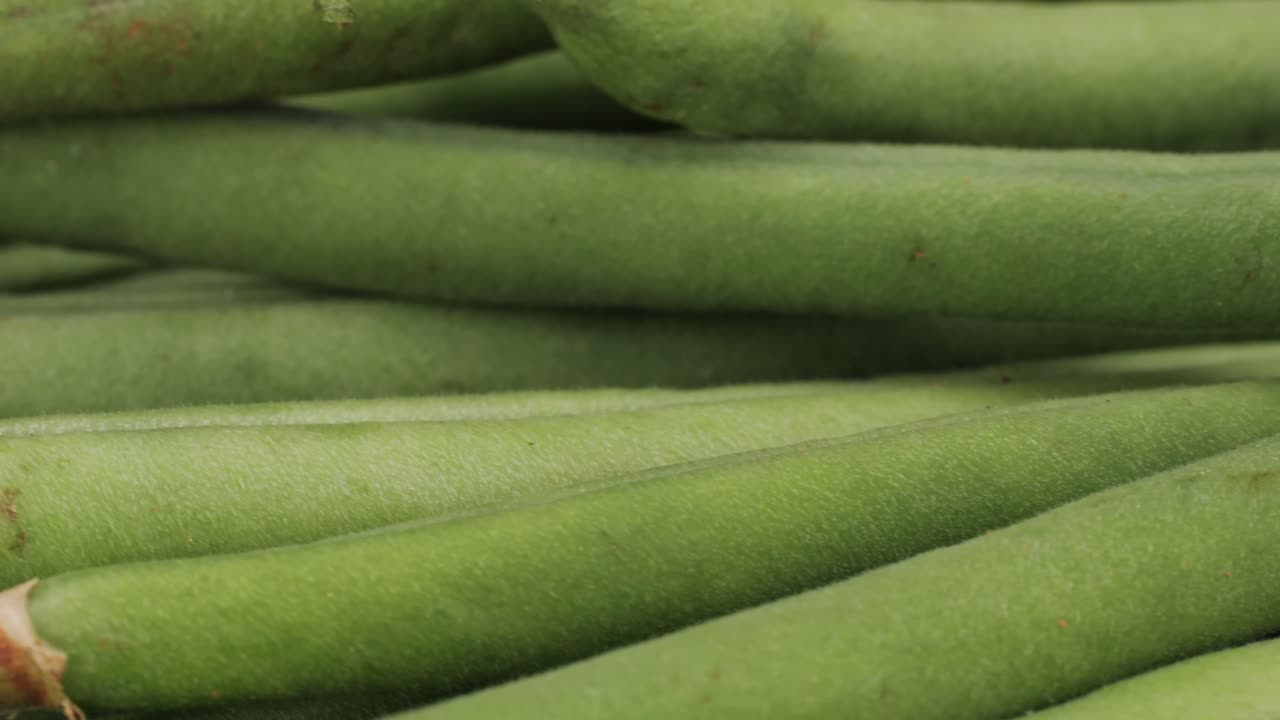 Close-up of a pile of green beans