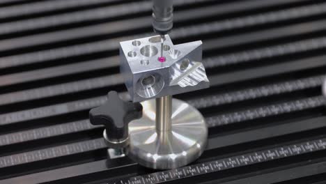 quality control measurement probe. metalworking cnc milling machine.