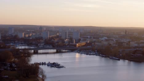 Potsdamer-Skyline-Bei-Sonnenuntergang