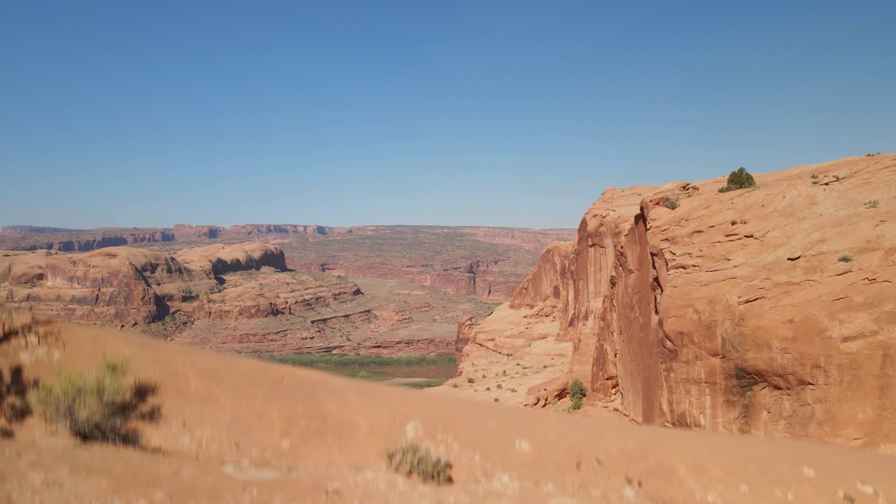 Canyon di roccia rossa e deserti del Sud-ovest americano