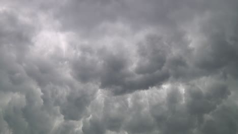 nubes de tormenta, junio, inglaterra, reino unido