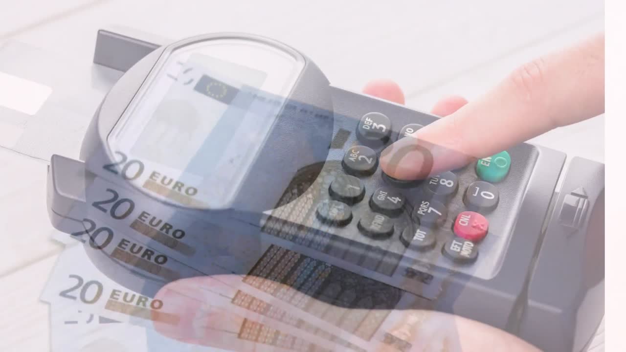 animación de primer plano de billetes de euro que vuelan sobre la sección media del hombre utilizando una máquina de tarjetas.