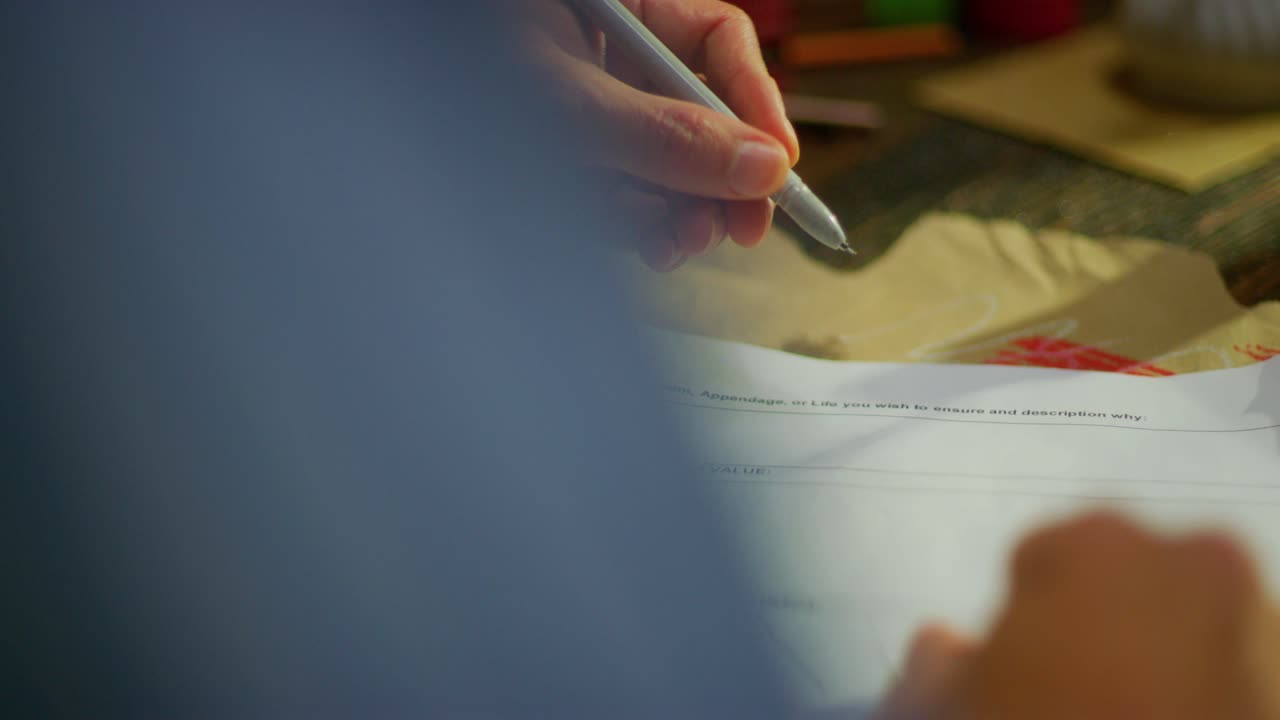 Hand struggles to draw line on legal document