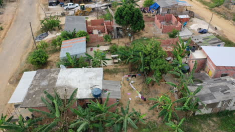 Aerial-flyover-shot-of-an-impoverished-indigenous-slum-in-Manaus,-Brazil