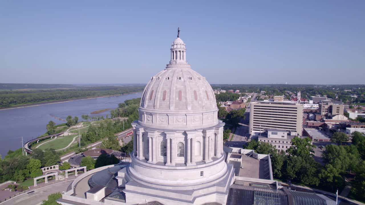 Fly above the majestic State Capitol and the scenic Missouri River with stunning drone footage.