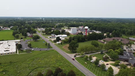 Fremont-Michigan-Drone-Imágenes-Aéreas-Del-Centro-De-Los-Edificios-Paisaje-Urbano