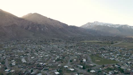vista panorámica aérea de la ciudad de ogden en el condado de weber, utah
