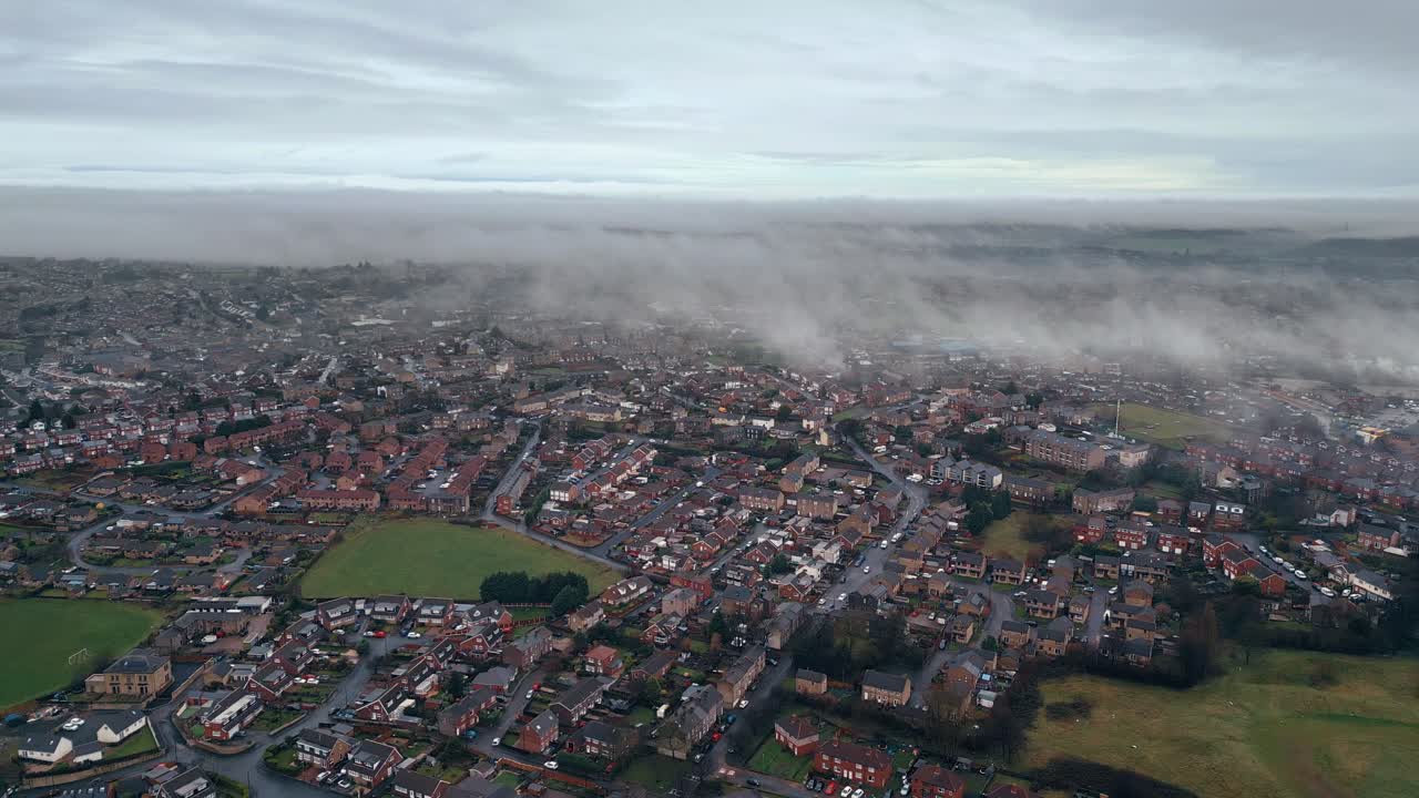 작은 산업 영국 도시를 보여주는 도시 스프롤