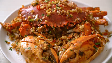 Gebratene-Krabben-Mit-Würzigem-Salz-Pfeffer-Meeresfrüchte-Stil-Umrühren