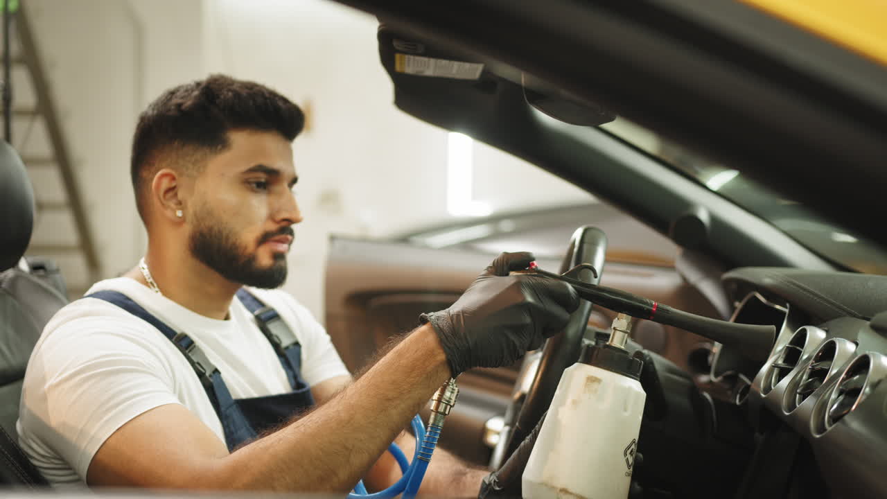 limpieza del interior de los automóviles