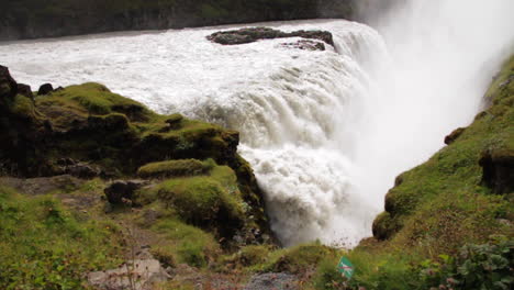 Iceland-Gullfoss-Waterfall-Flowing-in-Daylight