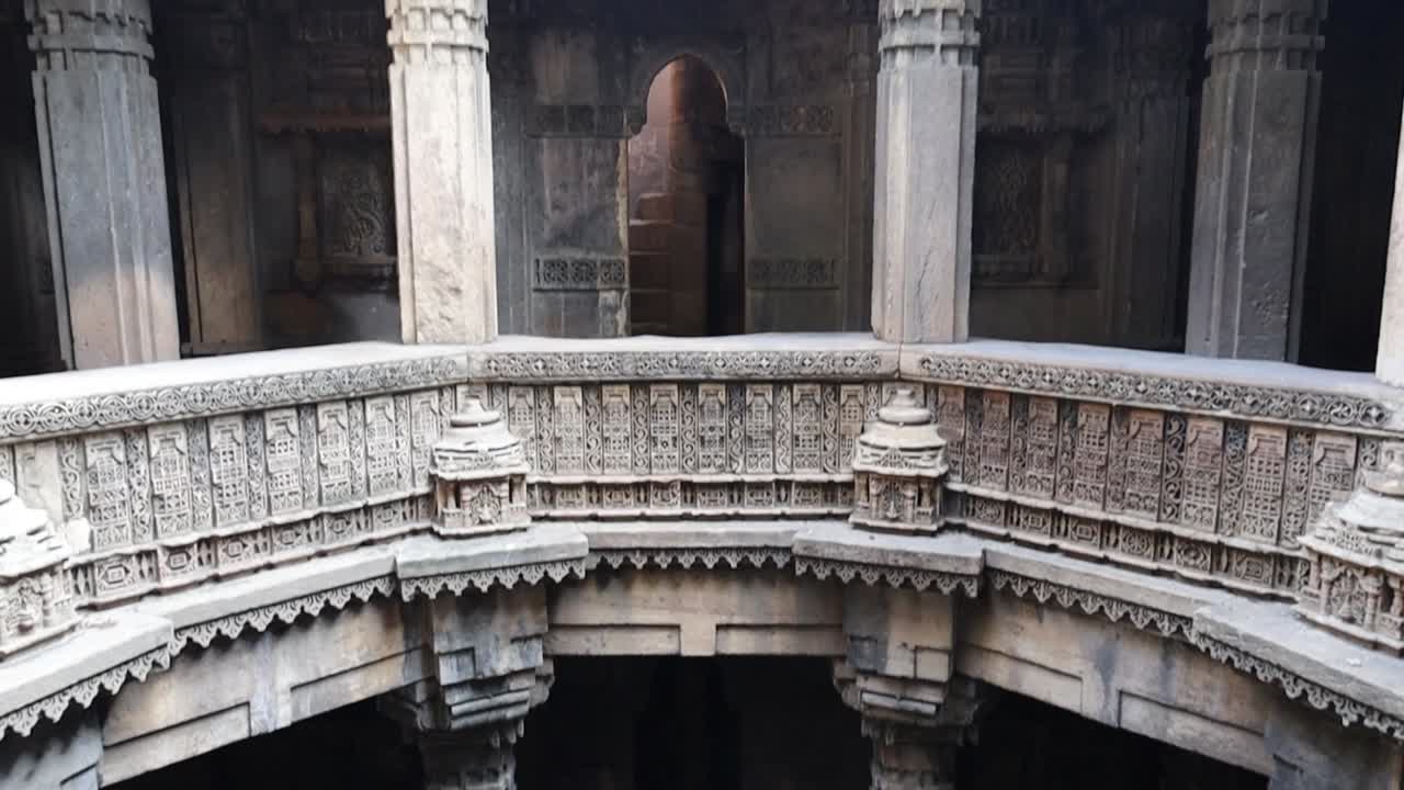 dada harir vav ubicado en ahmedabad
